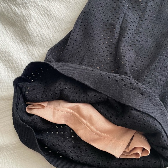 Express, New Black Midi skirt - Picture 2 of 4